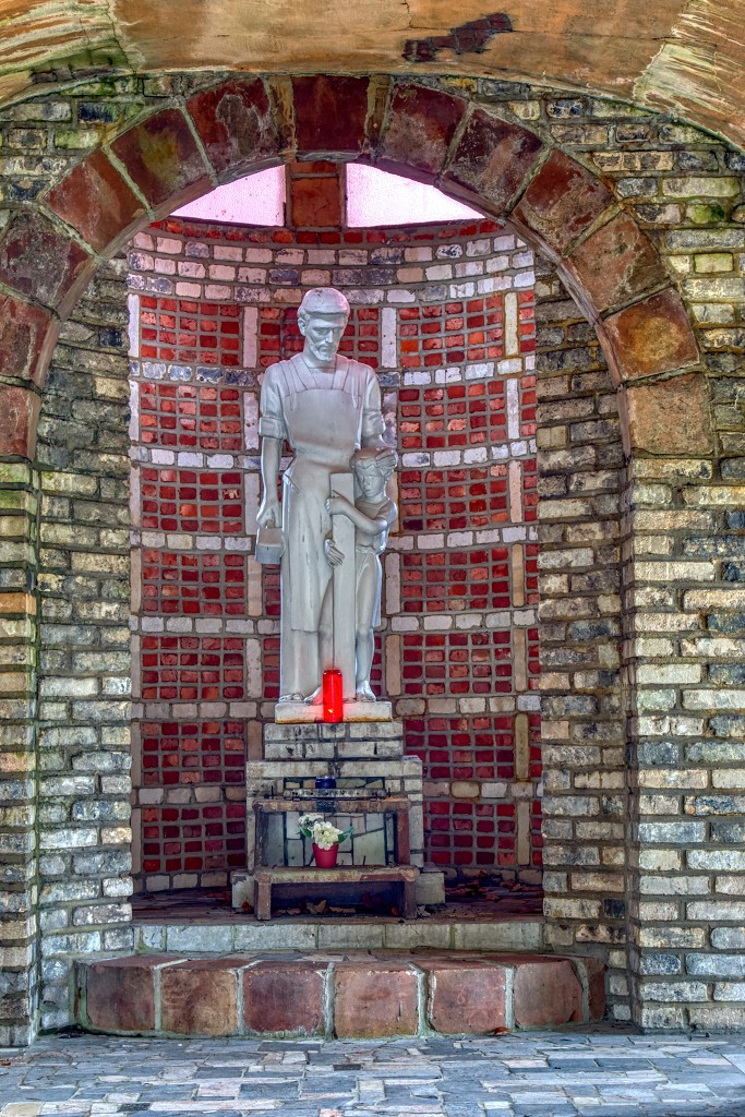 HDR kerkfotografie Mariapark Lommel Jesus Maria Sint Fransiscus Homo Josef Kerststal Mary kerstmis christmas noel bedevaart bedevaartplaats pilgrimage pelerinage heilig heilige holy saint